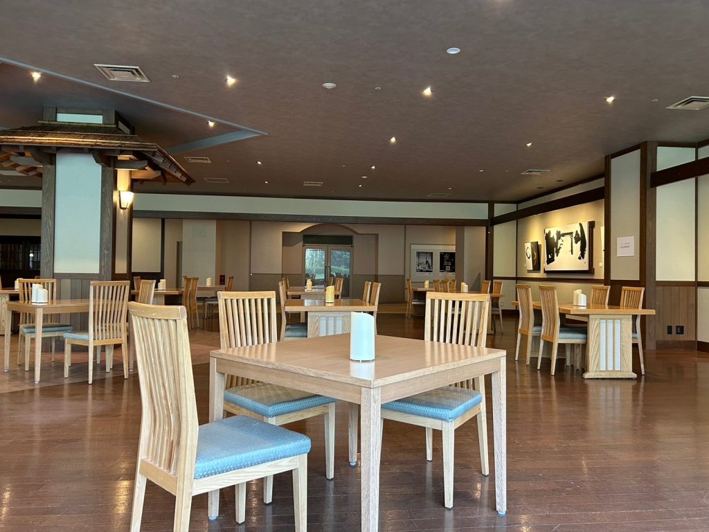 メルキュール富山砺波リゾート＆スパのラウンジ