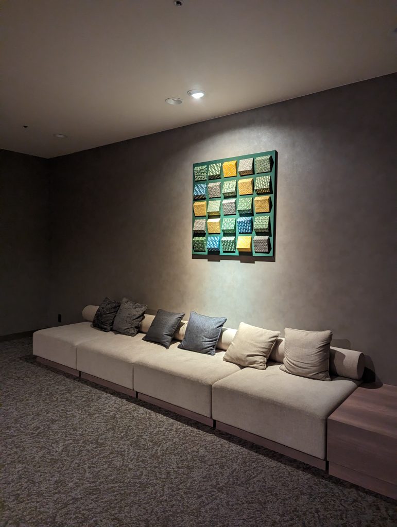 メルキュール富山砺波リゾート＆スパ大浴場前の休憩所